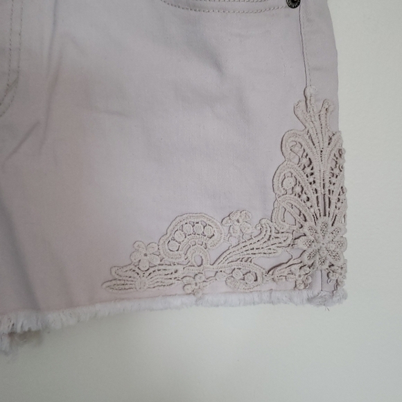 Aeropostale Shorts Womens 10 High Waisted Embroidered Beige - Picture 2 of 8
